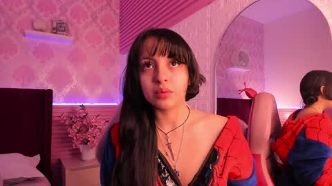 Jade online show from April 20, 2026, 11:46 am