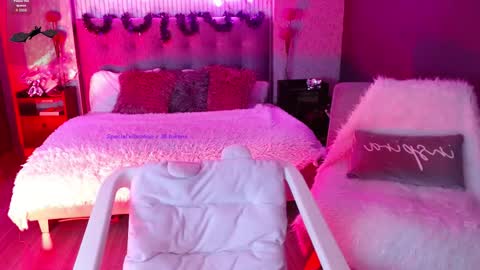 Snapshot of jade_storm_ chatting on October 12, 2025, 8:41 pm JADE online show from October 12, 2025, 8:41 pm