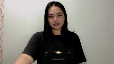 jade_suck online show from July 3, 2026, 2:23 pm