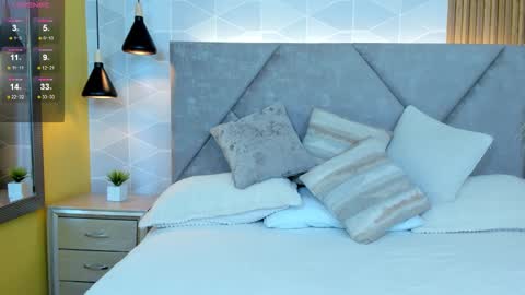 Alanis Cooper online show from November 20, 2025, 1:28 am