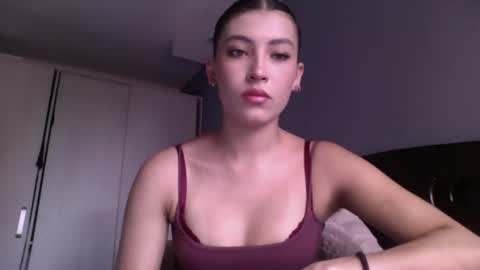 Jade online show from July 18, 2026, 9:40 pm
