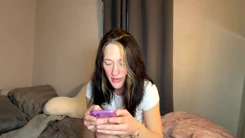 sexyeyes neverlie  online show from March 17, 2026, 11:57 am