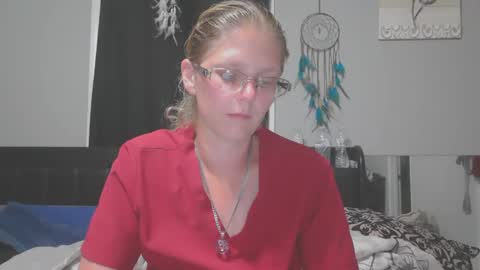 JadeLuv online show from May 27, 2026, 2:30 am