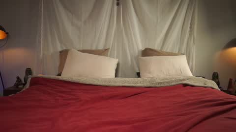 Snapshot of jadeperez_ chatting on March 8, 2025, 4:01 am Jade online show from March 8, 2025, 4:01 am