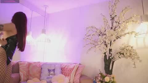 Jade Summer online show from November 17, 2025, 11:38 am