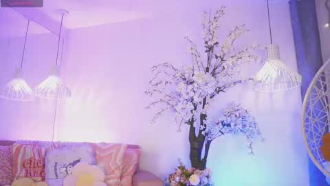 Jade Summer online show from November 19, 2025, 11:32 am