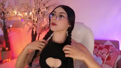 Jade Summer online show from March 6, 2026, 11:39 am