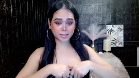 Jade online show from December 5, 2024, 12:11 pm