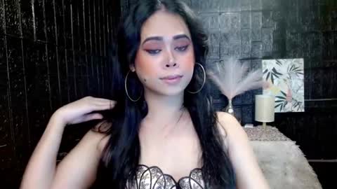 Jade online show from December 6, 2024, 12:27 pm