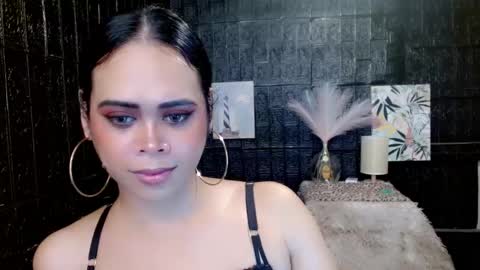 Jade online show from December 8, 2024, 6:17 pm