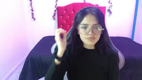 jaide387017 online show from April 30, 2026, 8:48 pm