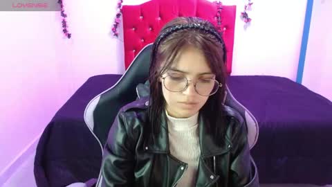 jaide387017 online show from May 25, 2026, 8:59 pm