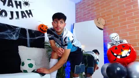 Jaiden online show from October 31, 2025, 8:32 pm