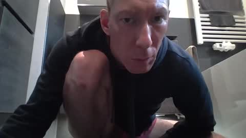 jak_81 online show from December 7, 2024, 10:45 am