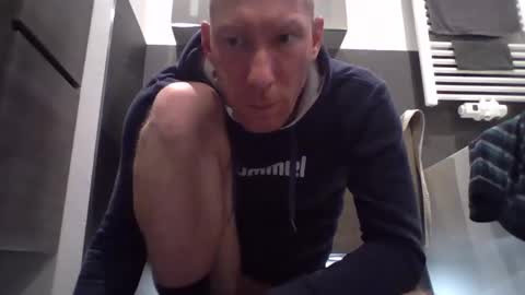 jak_81 online show from February 6, 2025, 4:25 pm