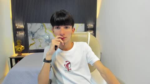 Snapshot of jake_evanss_ chatting on September 24, 2025, 8:01 pm JAKE online show from September 24, 2025, 8:01 pm