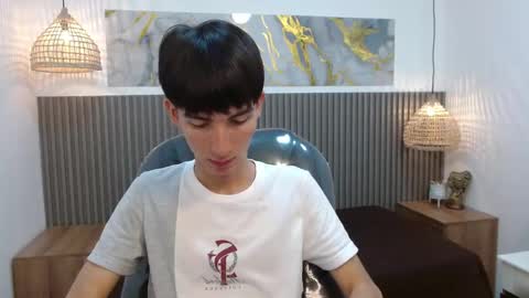 Snapshot of jake_evanss_ chatting on October 31, 2025, 1:01 pm JAKE online show from October 31, 2025, 1:01 pm