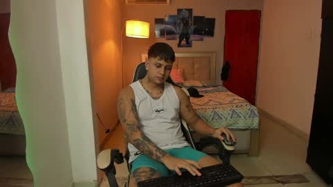 Snapshot of jake_pons chatting on January 13, 2025, 3:12 am Jake Pons online show from January 13, 2025, 3:12 am