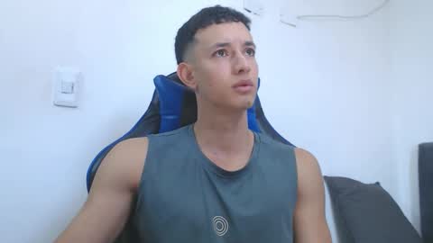 Snapshot of jake_shadow14 chatting on February 27, 2026, 4:40 pm Hi guys im new 3 online show from February 27, 2026, 4:40 pm