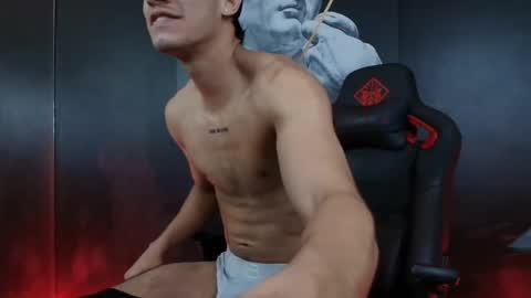 Snapshot of jakemoxley chatting on October 30, 2025, 12:28 pm JakeMoxley online show from October 30, 2025, 12:28 pm