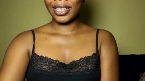 jalia12 online show from January 15, 2026, 5:49 pm