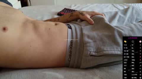 Snapshot of jalmecakkoo chatting on November 15, 2025, 8:22 am jalmecakkoo online show from November 15, 2025, 8:22 am