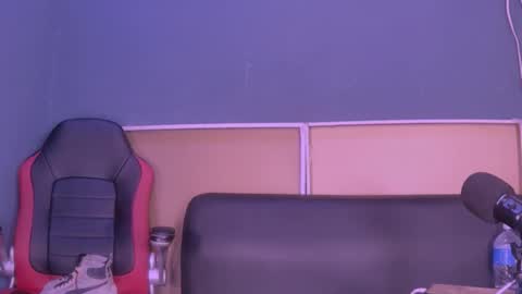 Snapshot of jamaicanbabex chatting on December 6, 2024, 10:38 am jamaicanbabex online show from December 6, 2024, 10:38 am