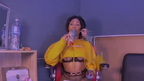 Snapshot of jamaicanbabex chatting on January 14, 2025, 1:49 pm jamaicanbabex online show from January 14, 2025, 1:49 pm