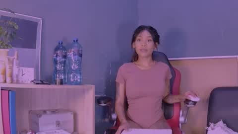 Snapshot of jamaicanbabex chatting on January 27, 2025, 1:52 pm jamaicanbabex online show from January 27, 2025, 1:52 pm