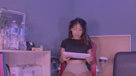 Snapshot of jamaicanbabex chatting on January 31, 2025, 2:07 pm jamaicanbabex online show from January 31, 2025, 2:07 pm