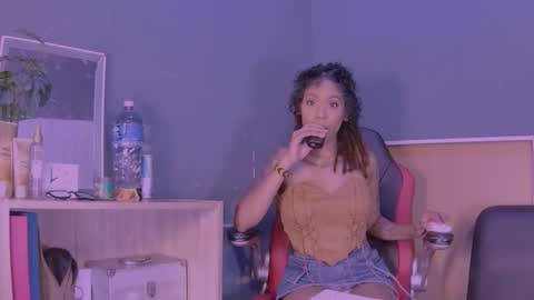 Snapshot of jamaicanbabex chatting on February 4, 2025, 10:10 am jamaicanbabex online show from February 4, 2025, 10:10 am