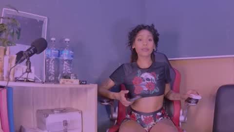 Snapshot of jamaicanbabex chatting on February 5, 2025, 1:44 pm jamaicanbabex online show from February 5, 2025, 1:44 pm