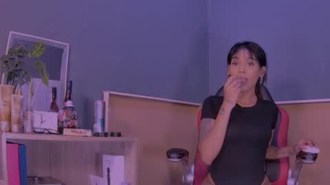 Snapshot of jamaicanbabex chatting on February 19, 2025, 9:47 pm jamaicanbabex online show from February 19, 2025, 9:47 pm