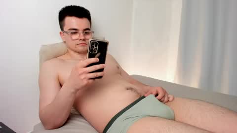 Hey there Im Jame online show from April 15, 2026, 6:37 pm