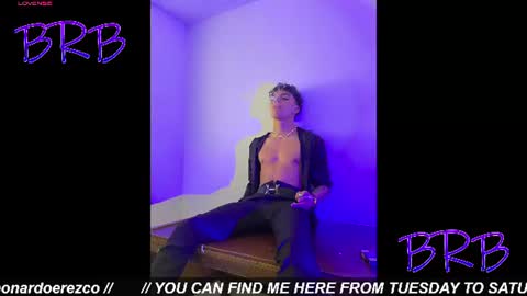 Snapshot of james1lee_ chatting on June 24, 2026, 6:34 am LeonardoInsta LeonardoperezcoPvt open online show from June 24, 2026, 6:34 am