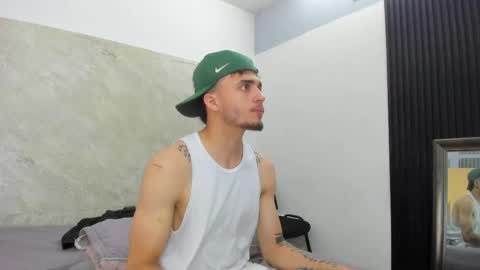 james_06_ online show from June 3, 2026, 3:42 am
