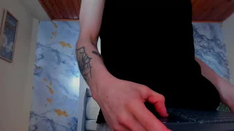 james_adamss_ online show from March 11, 2026, 4:24 pm