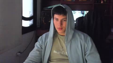 james_cr online show from January 22, 2025, 3:29 pm