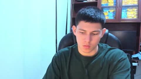 james_cr online show from February 24, 2025, 10:14 pm