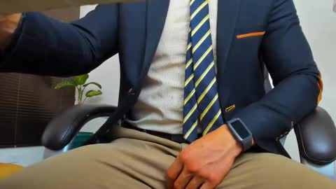 James online show from September 24, 2025, 6:33 pm