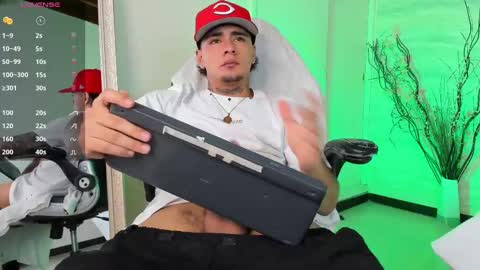 jamesdekker online show from September 13, 2025, 8:41 pm