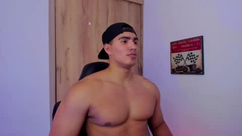 Snapshot of jamesgraay chatting on December 8, 2024, 11:24 am James Gray online show from December 8, 2024, 11:24 am