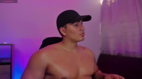 Snapshot of jamesgraay chatting on October 14, 2025, 2:40 pm James Gray online show from October 14, 2025, 2:40 pm