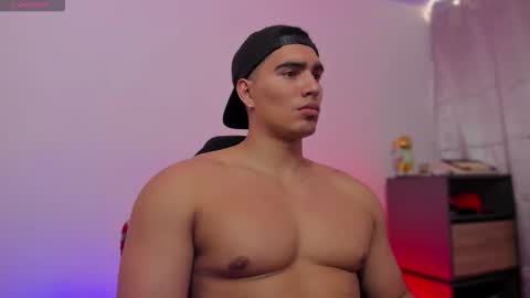 Snapshot of jamesgraay chatting on October 23, 2025, 1:10 pm James Gray online show from October 23, 2025, 1:10 pm