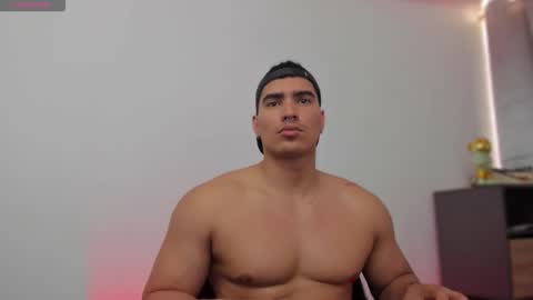 Snapshot of jamesgraay chatting on November 13, 2025, 7:02 pm James Gray online show from November 13, 2025, 7:02 pm