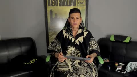 Jamesinked  online show from December 30, 2024, 4:31 am