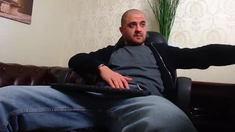 JamesMyers online show from December 19, 2025, 7:26 am