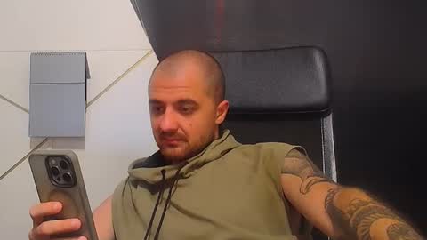 Snapshot of jamesmyersx chatting on July 16, 2026, 3:45 am JamesMyers online show from July 16, 2026, 3:45 am
