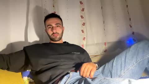 Snapshot of jamessandt chatting on November 6, 2025, 8:32 pm jamessandt online show from November 6, 2025, 8:32 pm