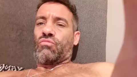 Snapshot of jamie198307 chatting on September 27, 2025, 2:55 pm jamie198307 online show from September 27, 2025, 2:55 pm